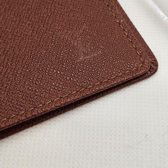 Louis Vuitton Taiga Leather Bifold Pass/ ID Card Case Wallet - Picture 9 of 10